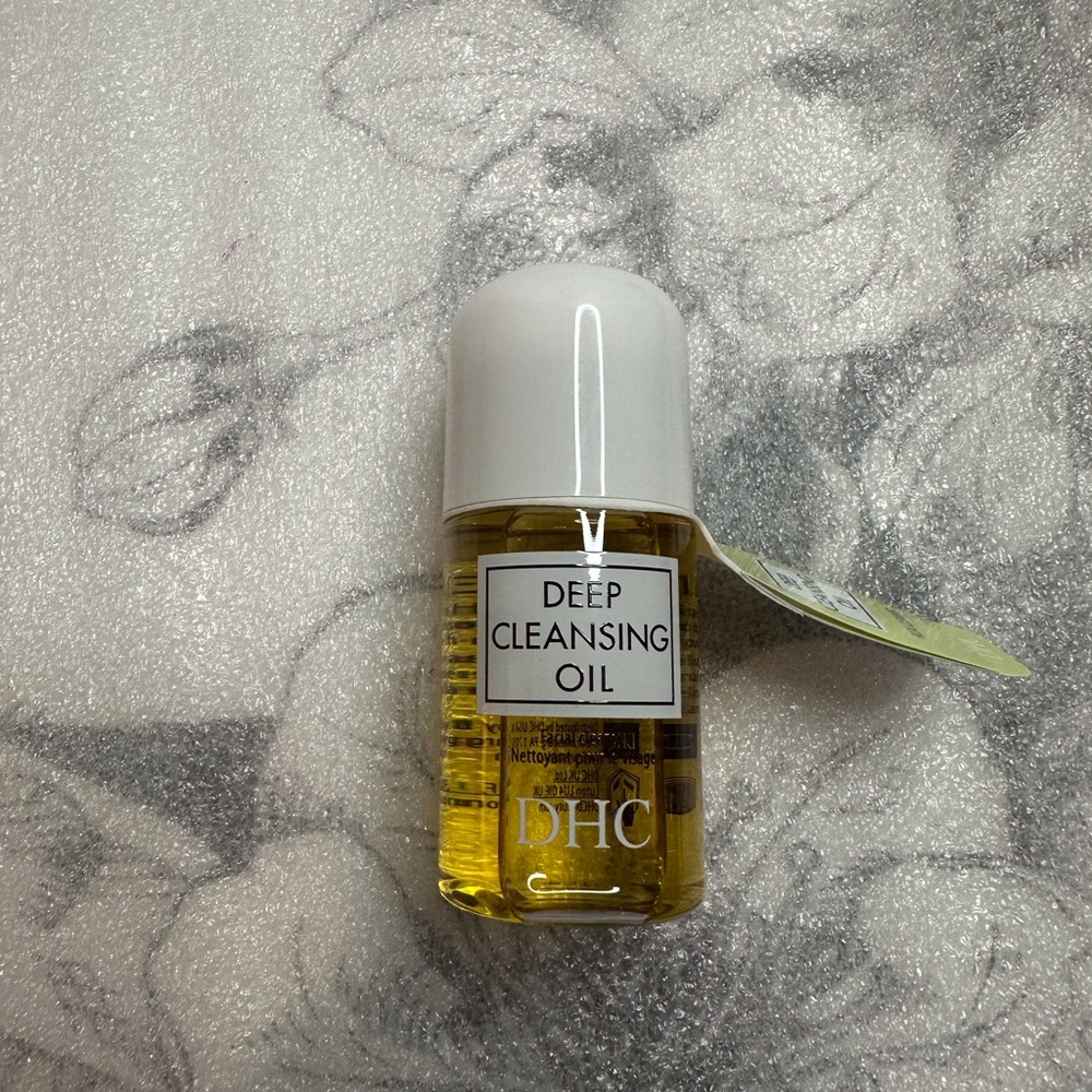 DHC Deep Cleansing Oil - mini/travel size